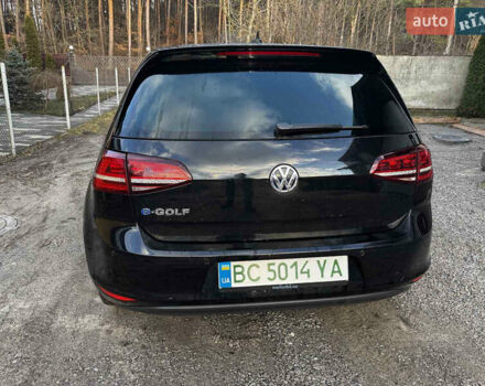 Черный Фольксваген e-Golf, объемом двигателя 0 л и пробегом 190 тыс. км за 10200 $, фото 2 на Automoto.ua