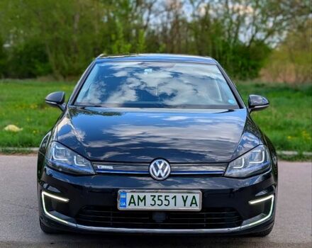 Черный Фольксваген e-Golf, объемом двигателя 0 л и пробегом 120 тыс. км за 7900 $, фото 4 на Automoto.ua