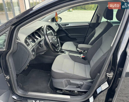 Чорний Фольксваген e-Golf, об'ємом двигуна 0 л та пробігом 129 тис. км за 8999 $, фото 41 на Automoto.ua