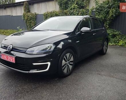 Черный Фольксваген e-Golf, объемом двигателя 0 л и пробегом 106 тыс. км за 8900 $, фото 1 на Automoto.ua