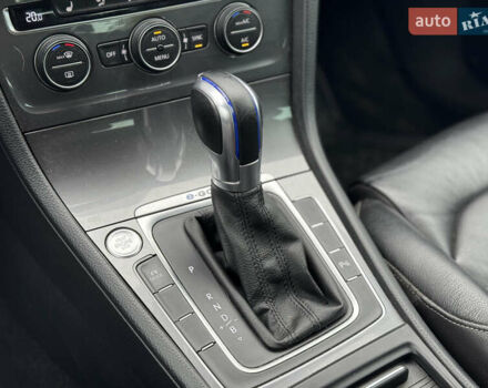 Черный Фольксваген e-Golf, объемом двигателя 0 л и пробегом 161 тыс. км за 9500 $, фото 26 на Automoto.ua