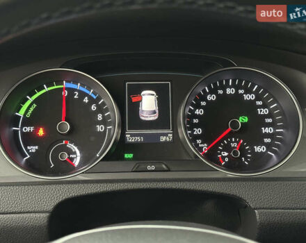 Чорний Фольксваген e-Golf, об'ємом двигуна 0 л та пробігом 122 тис. км за 9400 $, фото 22 на Automoto.ua