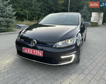 Черный Фольксваген e-Golf, объемом двигателя 0 л и пробегом 161 тыс. км за 9800 $, фото 2 на Automoto.ua