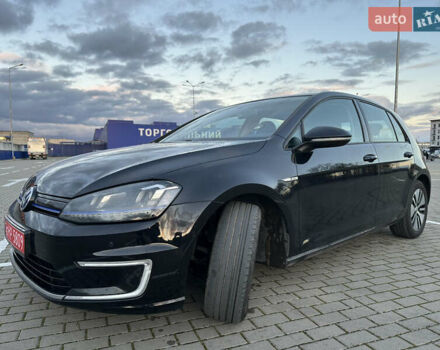 Черный Фольксваген e-Golf, объемом двигателя 0 л и пробегом 112 тыс. км за 8800 $, фото 2 на Automoto.ua