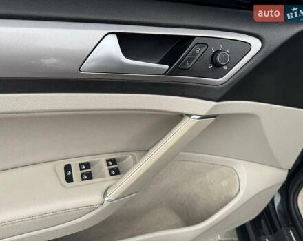 Чорний Фольксваген e-Golf, об'ємом двигуна 0 л та пробігом 136 тис. км за 9999 $, фото 46 на Automoto.ua