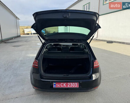 Черный Фольксваген e-Golf, объемом двигателя 0 л и пробегом 89 тыс. км за 8500 $, фото 4 на Automoto.ua