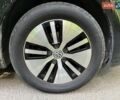 Черный Фольксваген e-Golf, объемом двигателя 0 л и пробегом 99 тыс. км за 11299 $, фото 58 на Automoto.ua