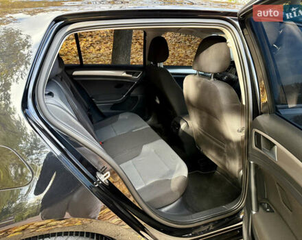 Фольксваген e-Golf 2015 в Кропивницком (Кировограде) на Automoto.ua Черный Фольксваген e-Golf, объемом двигателя 0 л и пробегом 180 тыс. км за 8400 $, фото 29 на Automoto.ua