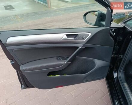 Чорний Фольксваген e-Golf, об'ємом двигуна 0 л та пробігом 120 тис. км за 7750 $, фото 34 на Automoto.ua