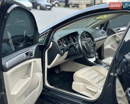 Черный Фольксваген e-Golf, объемом двигателя 0 л и пробегом 136 тыс. км за 9299 $, фото 12 на Automoto.ua