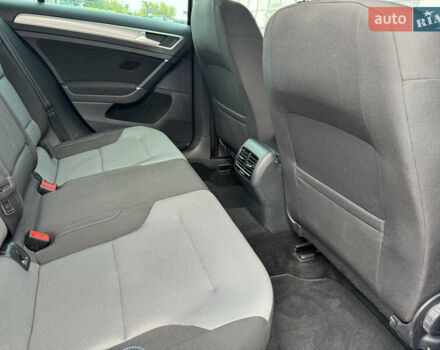 Чорний Фольксваген e-Golf, об'ємом двигуна 0 л та пробігом 129 тис. км за 8999 $, фото 61 на Automoto.ua