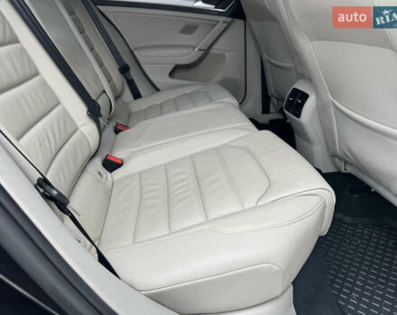 Черный Фольксваген e-Golf, объемом двигателя 0 л и пробегом 136 тыс. км за 9299 $, фото 61 на Automoto.ua