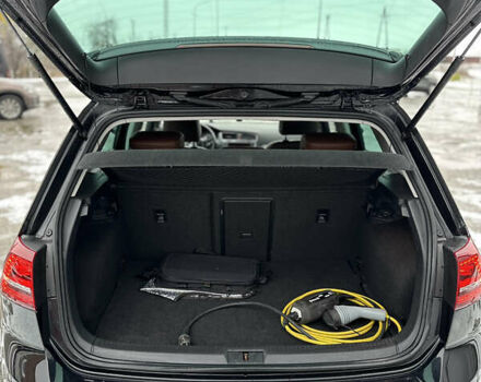 Черный Фольксваген e-Golf, объемом двигателя 0 л и пробегом 125 тыс. км за 8900 $, фото 22 на Automoto.ua