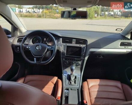 Черный Фольксваген e-Golf, объемом двигателя 0 л и пробегом 116 тыс. км за 8600 $, фото 13 на Automoto.ua