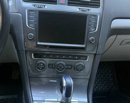 Чорний Фольксваген e-Golf, об'ємом двигуна 0 л та пробігом 140 тис. км за 10000 $, фото 5 на Automoto.ua