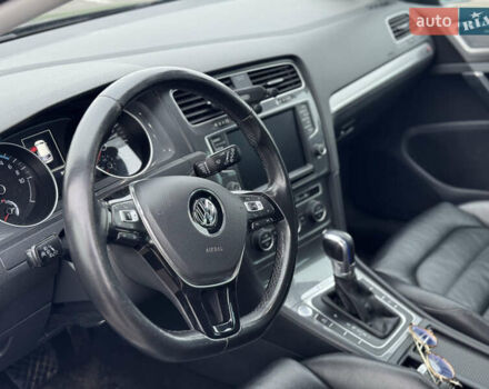 Черный Фольксваген e-Golf, объемом двигателя 0 л и пробегом 161 тыс. км за 9500 $, фото 19 на Automoto.ua