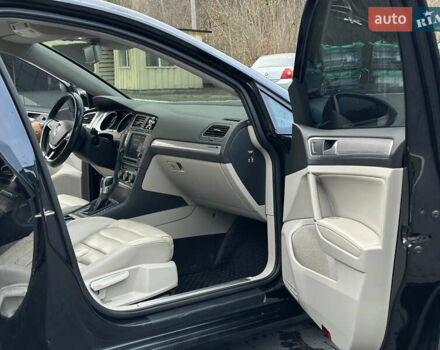 Черный Фольксваген e-Golf, объемом двигателя 0 л и пробегом 136 тыс. км за 9299 $, фото 9 на Automoto.ua