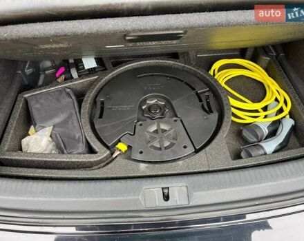 Черный Фольксваген e-Golf, объемом двигателя 0 л и пробегом 133 тыс. км за 10500 $, фото 29 на Automoto.ua