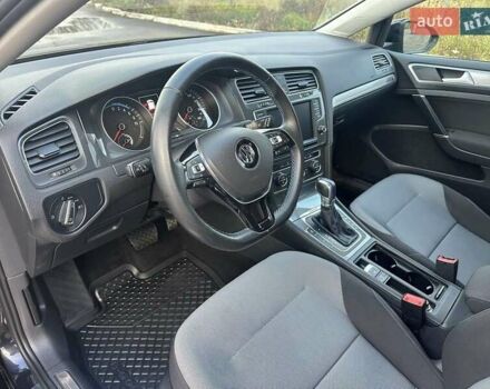 Черный Фольксваген e-Golf, объемом двигателя 0 л и пробегом 145 тыс. км за 8499 $, фото 5 на Automoto.ua