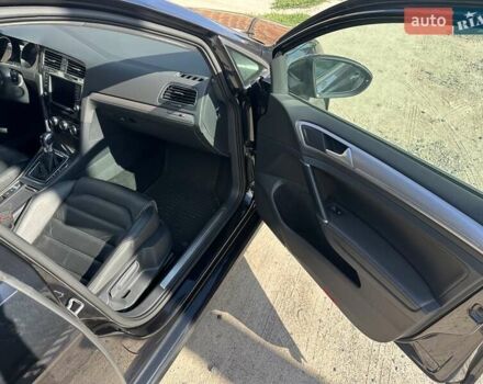 Черный Фольксваген e-Golf, объемом двигателя 0 л и пробегом 85 тыс. км за 11200 $, фото 5 на Automoto.ua