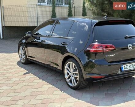 Чорний Фольксваген e-Golf, об'ємом двигуна 0 л та пробігом 98 тис. км за 12499 $, фото 5 на Automoto.ua