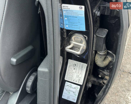 Черный Фольксваген e-Golf, объемом двигателя 0 л и пробегом 161 тыс. км за 9500 $, фото 24 на Automoto.ua