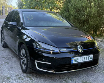 Чорний Фольксваген e-Golf, об'ємом двигуна 0 л та пробігом 140 тис. км за 10000 $, фото 1 на Automoto.ua