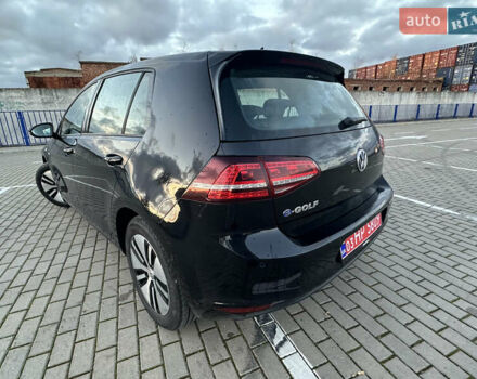Черный Фольксваген e-Golf, объемом двигателя 0 л и пробегом 112 тыс. км за 8800 $, фото 4 на Automoto.ua