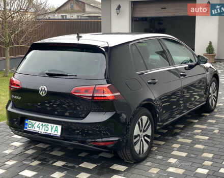 Черный Фольксваген e-Golf, объемом двигателя 0 л и пробегом 145 тыс. км за 7900 $, фото 5 на Automoto.ua