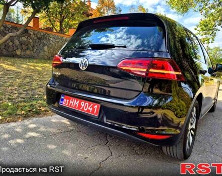 Черный Фольксваген e-Golf, объемом двигателя 85 л и пробегом 124 тыс. км за 10800 $, фото 1 на Automoto.ua
