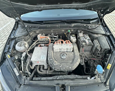 Черный Фольксваген e-Golf, объемом двигателя 0 л и пробегом 112 тыс. км за 8800 $, фото 22 на Automoto.ua