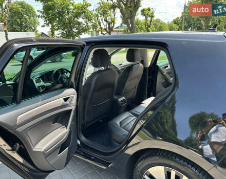 Черный Фольксваген e-Golf, объемом двигателя 0 л и пробегом 143 тыс. км за 11000 $, фото 13 на Automoto.ua