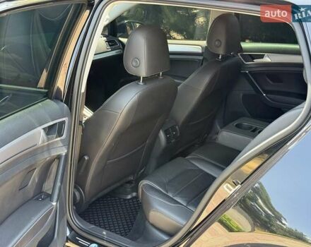 Чорний Фольксваген e-Golf, об'ємом двигуна 0 л та пробігом 98 тис. км за 12499 $, фото 9 на Automoto.ua