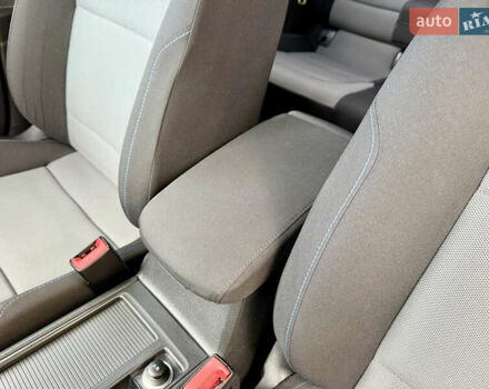 Фольксваген e-Golf 2015 в Кропивницком (Кировограде) на Automoto.ua Черный Фольксваген e-Golf, объемом двигателя 0 л и пробегом 180 тыс. км за 8400 $, фото 31 на Automoto.ua