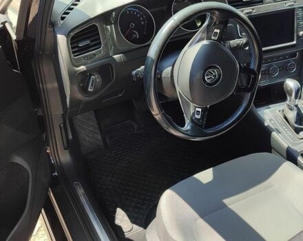 Черный Фольксваген e-Golf, объемом двигателя 0 л и пробегом 153 тыс. км за 8200 $, фото 6 на Automoto.ua