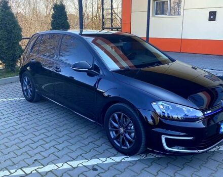 Чорний Фольксваген e-Golf, об'ємом двигуна 0 л та пробігом 94 тис. км за 10750 $, фото 1 на Automoto.ua