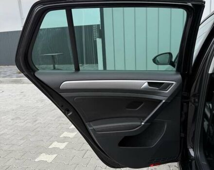 Чорний Фольксваген e-Golf, об'ємом двигуна 0 л та пробігом 130 тис. км за 9200 $, фото 26 на Automoto.ua