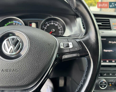 Чорний Фольксваген e-Golf, об'ємом двигуна 0 л та пробігом 129 тис. км за 8999 $, фото 65 на Automoto.ua