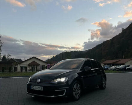 Черный Фольксваген e-Golf, объемом двигателя 0 л и пробегом 133 тыс. км за 9799 $, фото 2 на Automoto.ua