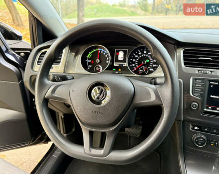 Фольксваген e-Golf 2015 в Кропивницком (Кировограде) на Automoto.ua Черный Фольксваген e-Golf, объемом двигателя 0 л и пробегом 180 тыс. км за 8400 $, фото 18 на Automoto.ua