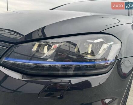 Чорний Фольксваген e-Golf, об'ємом двигуна 0 л та пробігом 136 тис. км за 9999 $, фото 36 на Automoto.ua