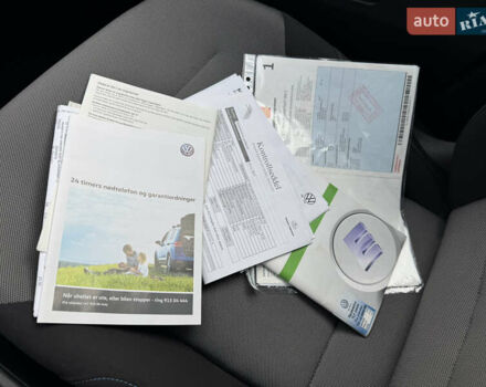 Чорний Фольксваген e-Golf, об'ємом двигуна 0 л та пробігом 129 тис. км за 8999 $, фото 72 на Automoto.ua