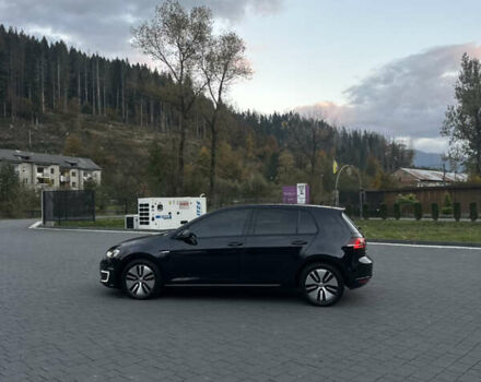 Черный Фольксваген e-Golf, объемом двигателя 0 л и пробегом 133 тыс. км за 9799 $, фото 7 на Automoto.ua