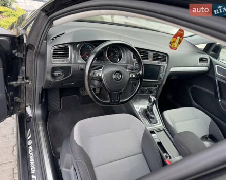 Чорний Фольксваген e-Golf, об'ємом двигуна 0 л та пробігом 129 тис. км за 8999 $, фото 46 на Automoto.ua