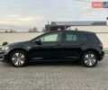 Черный Фольксваген e-Golf, объемом двигателя 0 л и пробегом 118 тыс. км за 7950 $, фото 2 на Automoto.ua