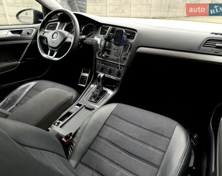 Черный Фольксваген e-Golf, объемом двигателя 0 л и пробегом 95 тыс. км за 8500 $, фото 12 на Automoto.ua