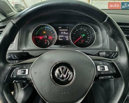 Черный Фольксваген e-Golf, объемом двигателя 0 л и пробегом 159 тыс. км за 8350 $, фото 18 на Automoto.ua