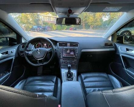 Черный Фольксваген e-Golf, объемом двигателя 0 л и пробегом 185 тыс. км за 10000 $, фото 14 на Automoto.ua