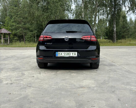 Черный Фольксваген e-Golf, объемом двигателя 0 л и пробегом 150 тыс. км за 9100 $, фото 7 на Automoto.ua