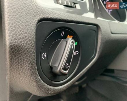 Черный Фольксваген e-Golf, объемом двигателя 0 л и пробегом 180 тыс. км за 11990 $, фото 18 на Automoto.ua